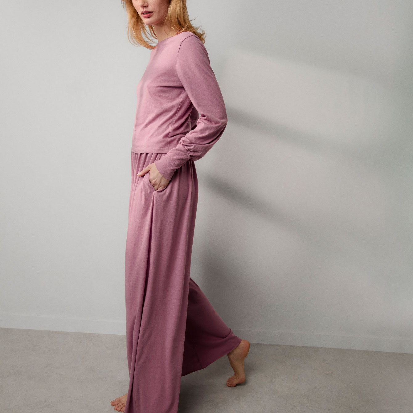 Lunya Loungwear Organic Pima Crew Neck Long Sleeve - #Clarion Rose