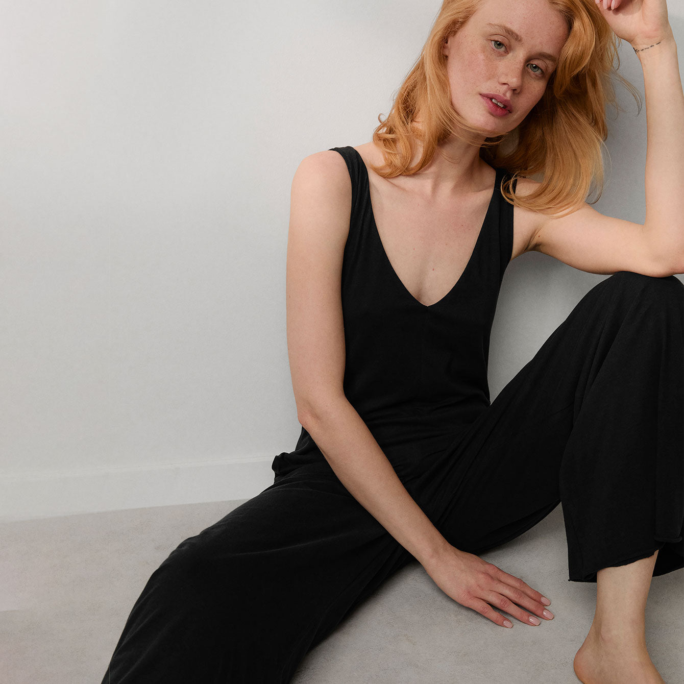 Lunya Loungewear Organic Pima Double V Jumpsuit - #Immersed Black