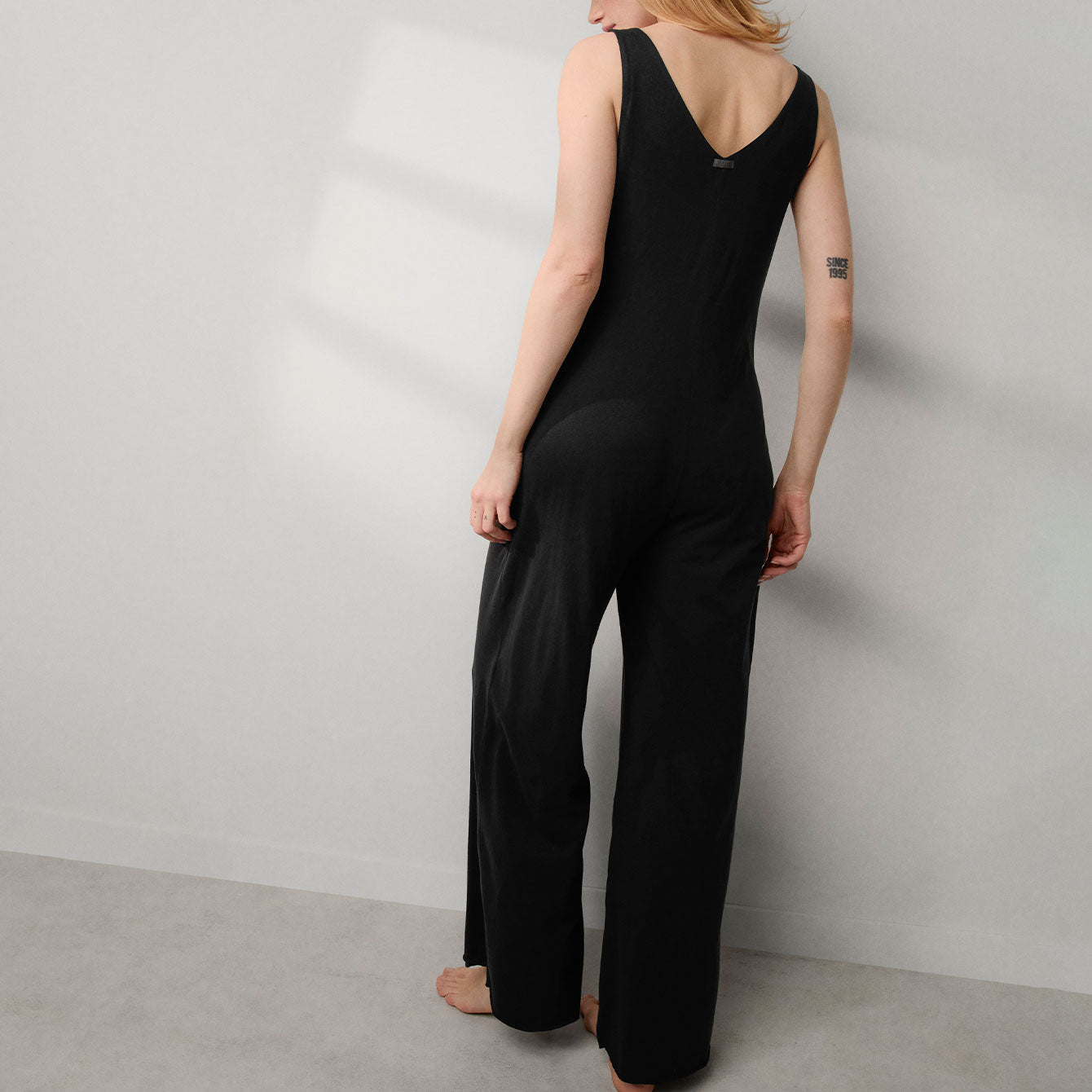 Lunya Loungewear Organic Pima Double V Jumpsuit - #Immersed Black
